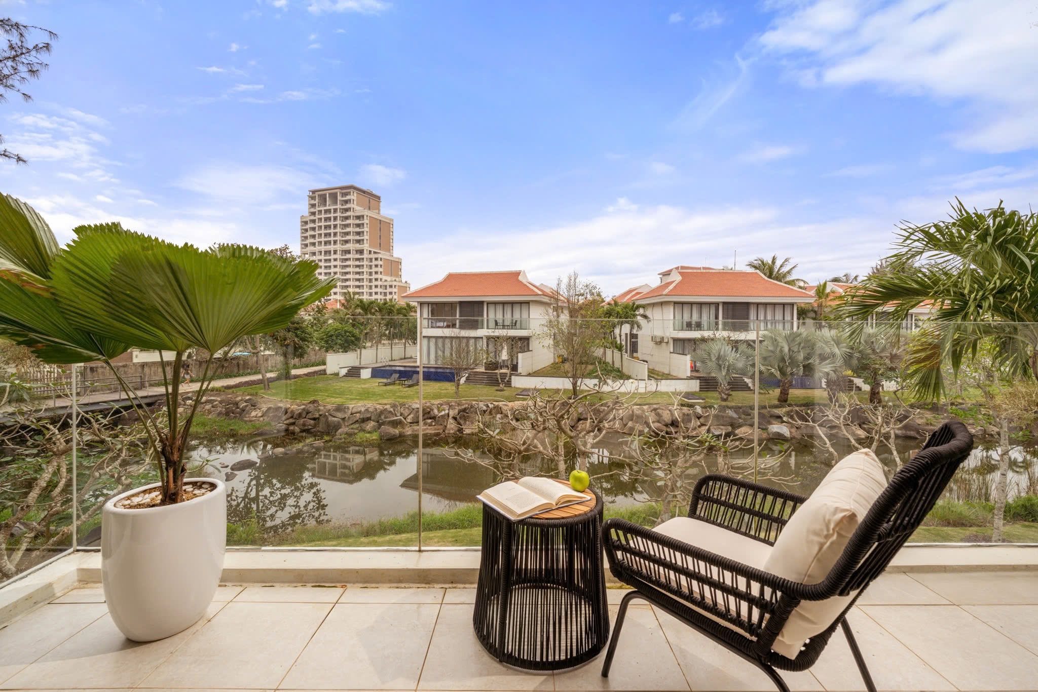 OCEAN VILLAS DANANG