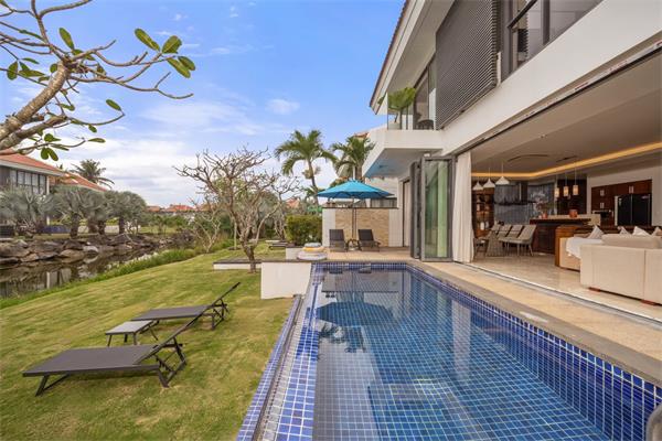 OCEAN VILLAS DANANG