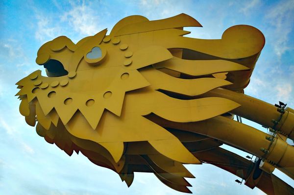 Cầu Rồng Đà Nẵng: giờ phun lửa, phun nước và cách xem đẹp nhất