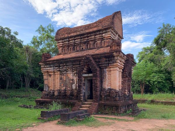 Thánh địa Mỹ Sơn: quần thể đền tháp Chăm di sản thế giới