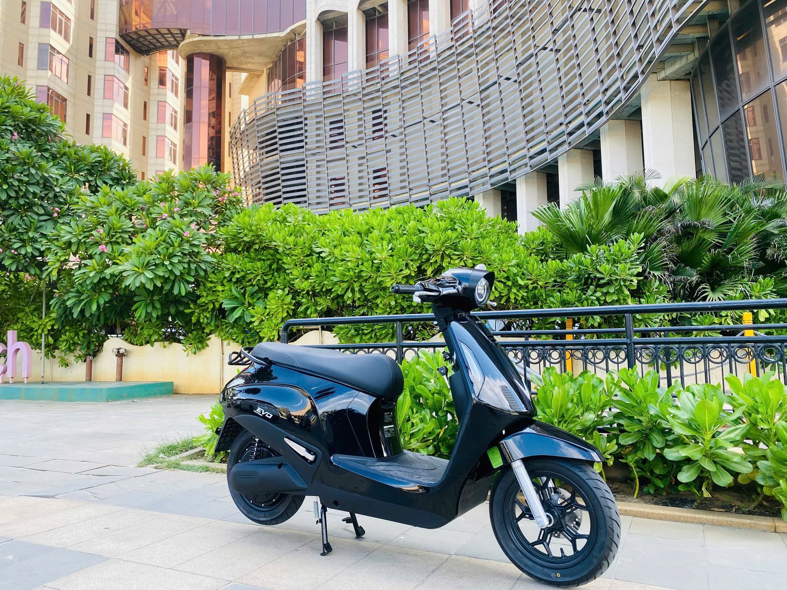 Thuê xe máy điện VinFast tự lái tại Đà Nẵng – Thuỷ E-Bike